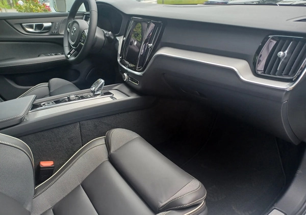 Volvo V60 Cross Country cena 262800 przebieg: 7, rok produkcji 2024 z Biały Bór małe 67